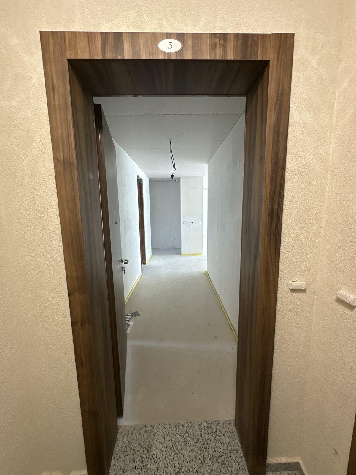 For Sale 4-Room Apartment, Sofia, PZ Hladilnika