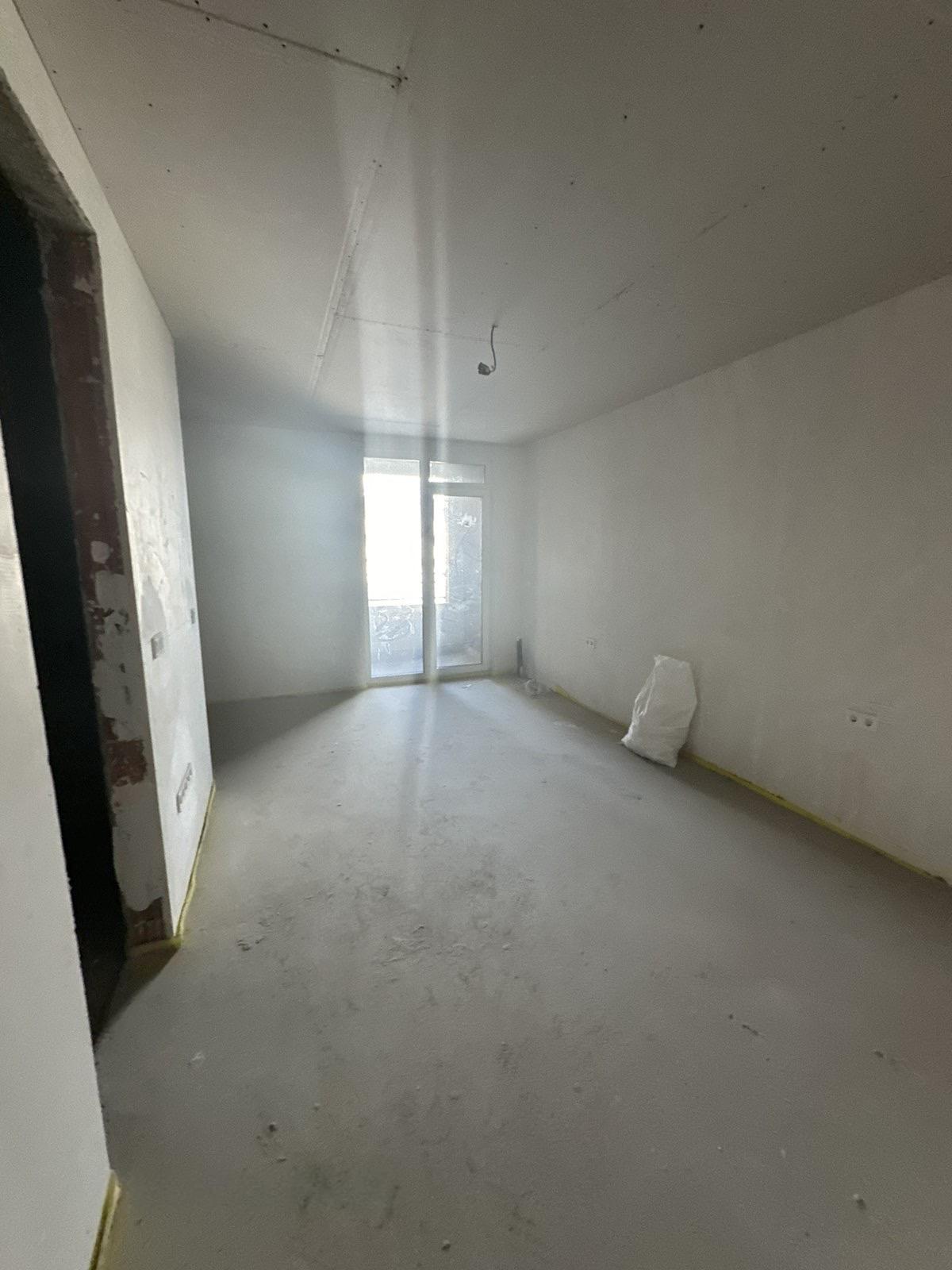 For Sale 4-Room Apartment, Sofia, PZ Hladilnika
