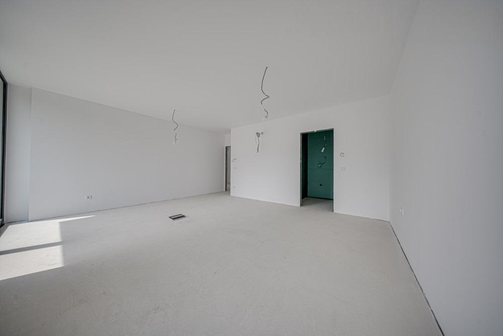 Apartments For Sale 4-Room, Sofia, Manastirski Livadi