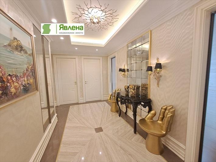 Apartments For Sale 4-Room, Sofia, Iztok