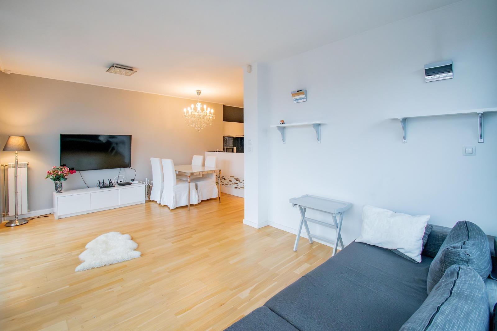 Apartments For Sale 3-Room, Sofia, Center