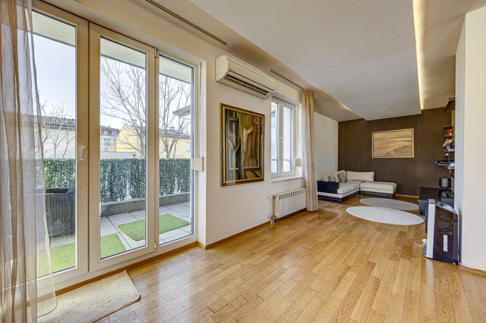 For Sale 4-Room Apartment, Sofia, Malinova Dolina District