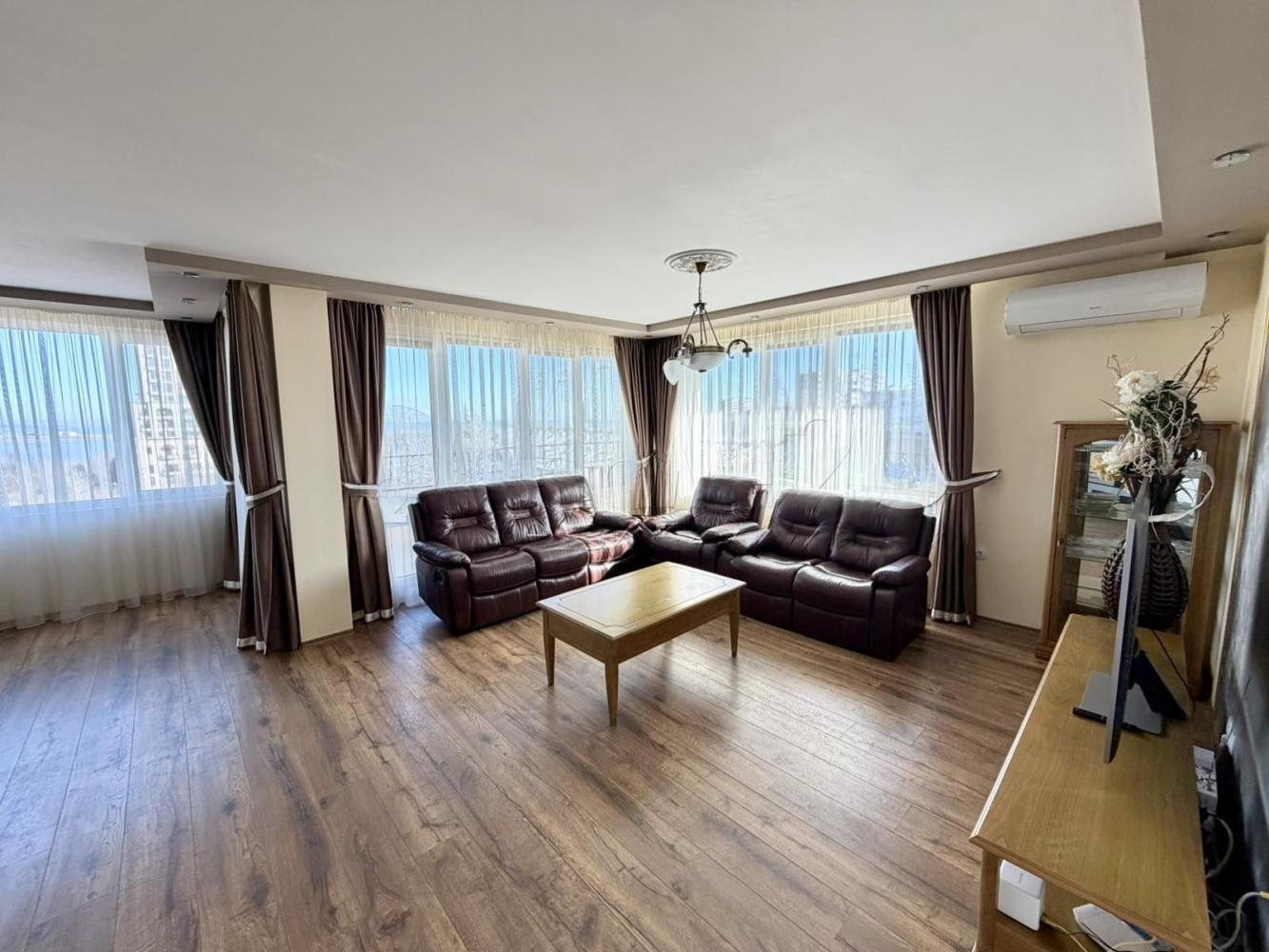 Apartments For Sale Multi-Room, Burgas, Zornitsa