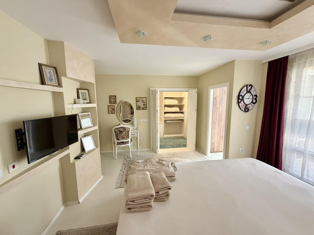 Apartments For Sale Multi-Room, Burgas, Zornitsa