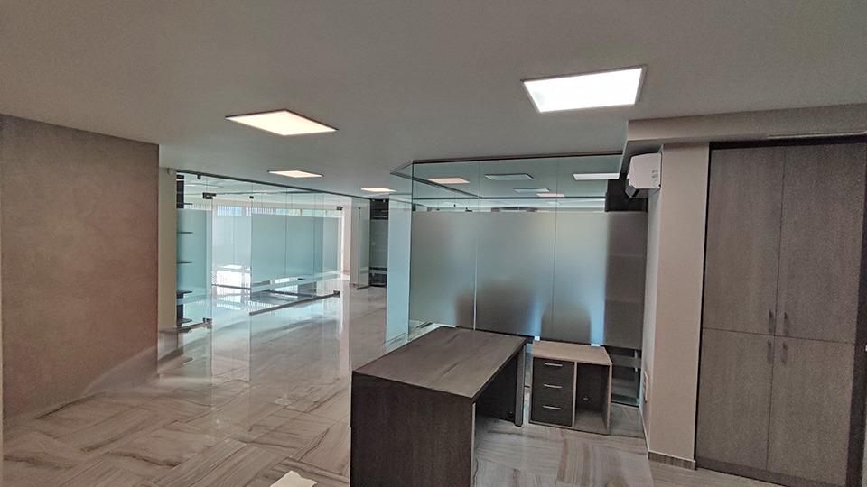Apartments For Sale 3-Room, Sofia, Vitosha