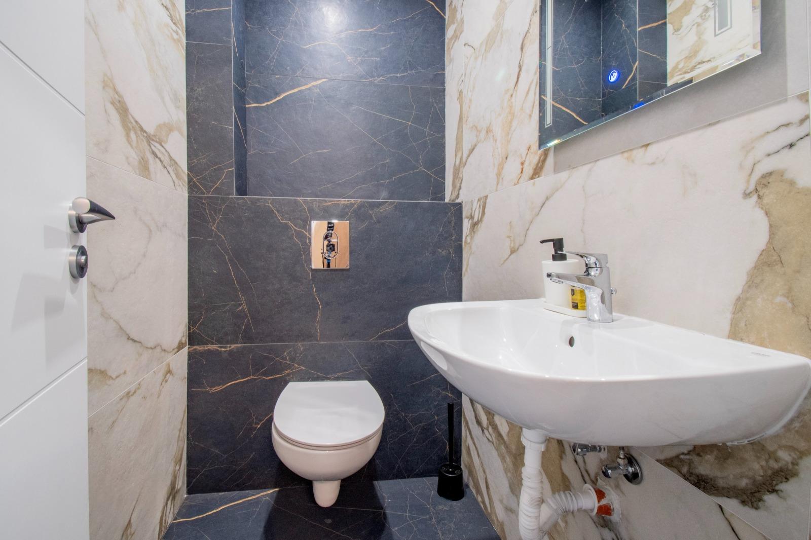 Apartments For Sale 3-Room, Sofia, Manastirski Livadi