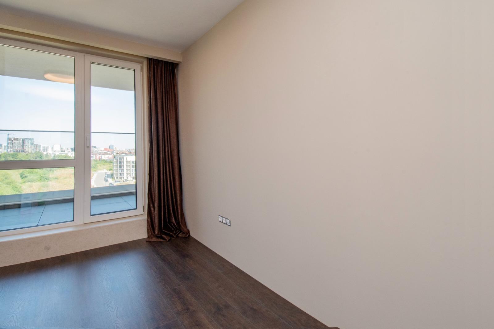 Apartments For Sale 3-Room, Sofia, Manastirski Livadi