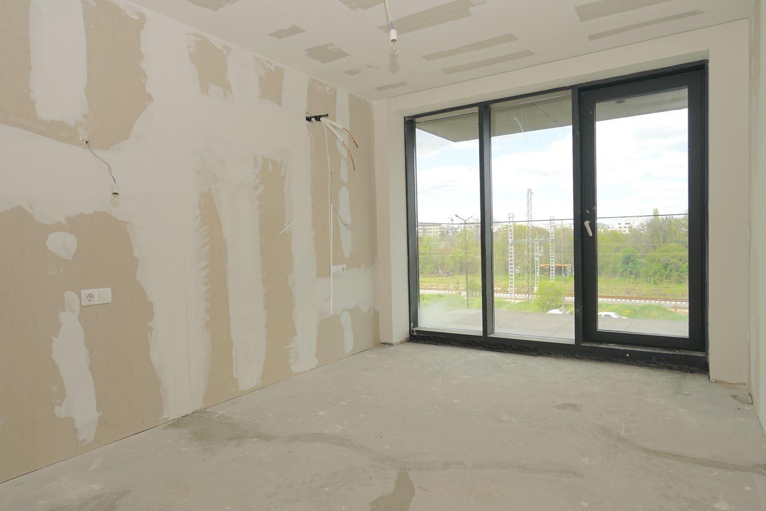 Apartments For Sale 4-Room, Sofia, Oborishte