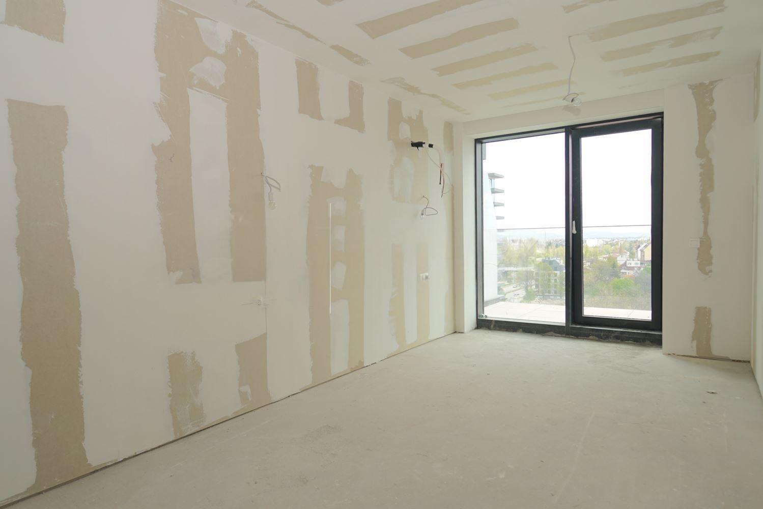 Apartments For Sale 3-Room, Sofia, Oborishte