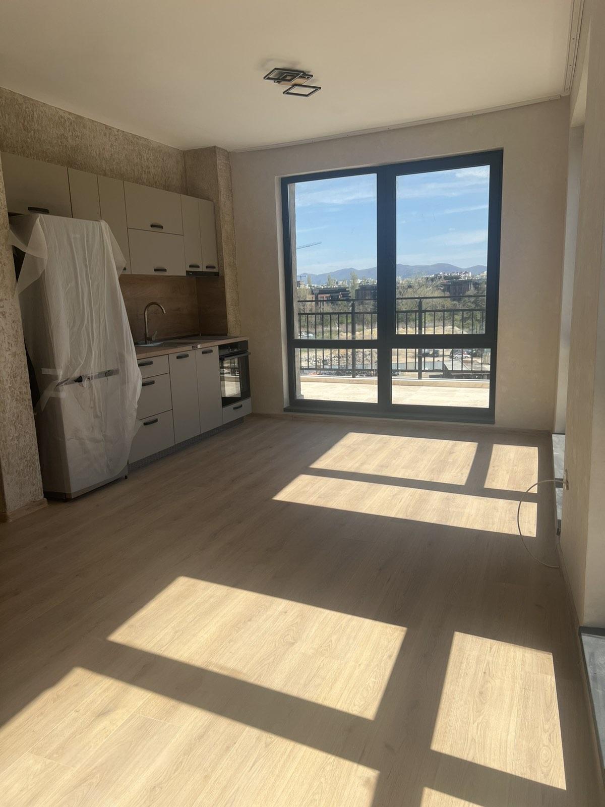 Apartments For Sale 3-Room, Sofia, Lozenets