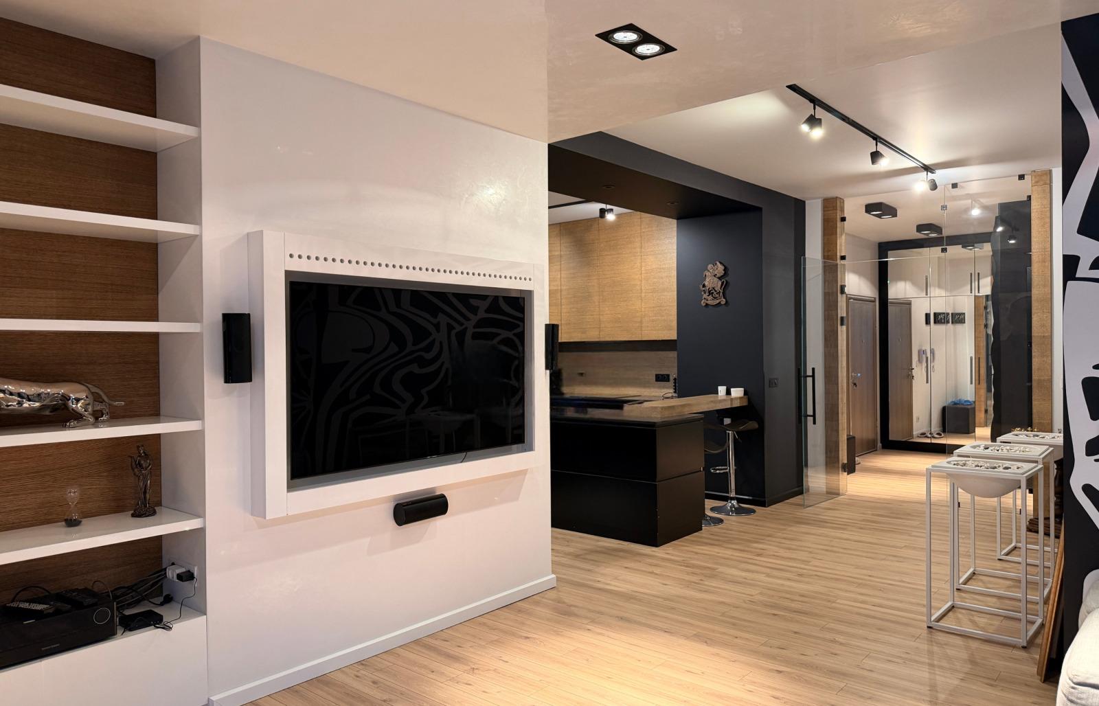 Apartments For Sale 3-Room, Pernik, Center