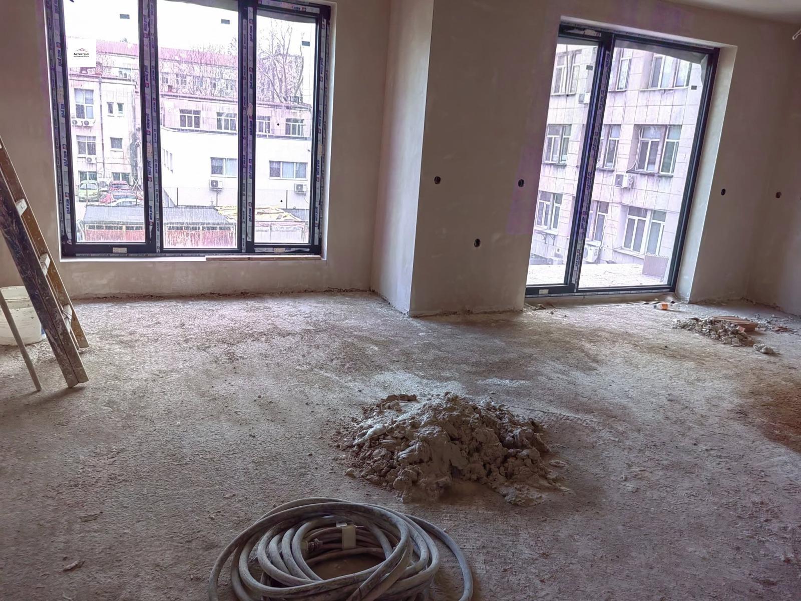 Apartments For Sale 3-Room, Sofia, Center