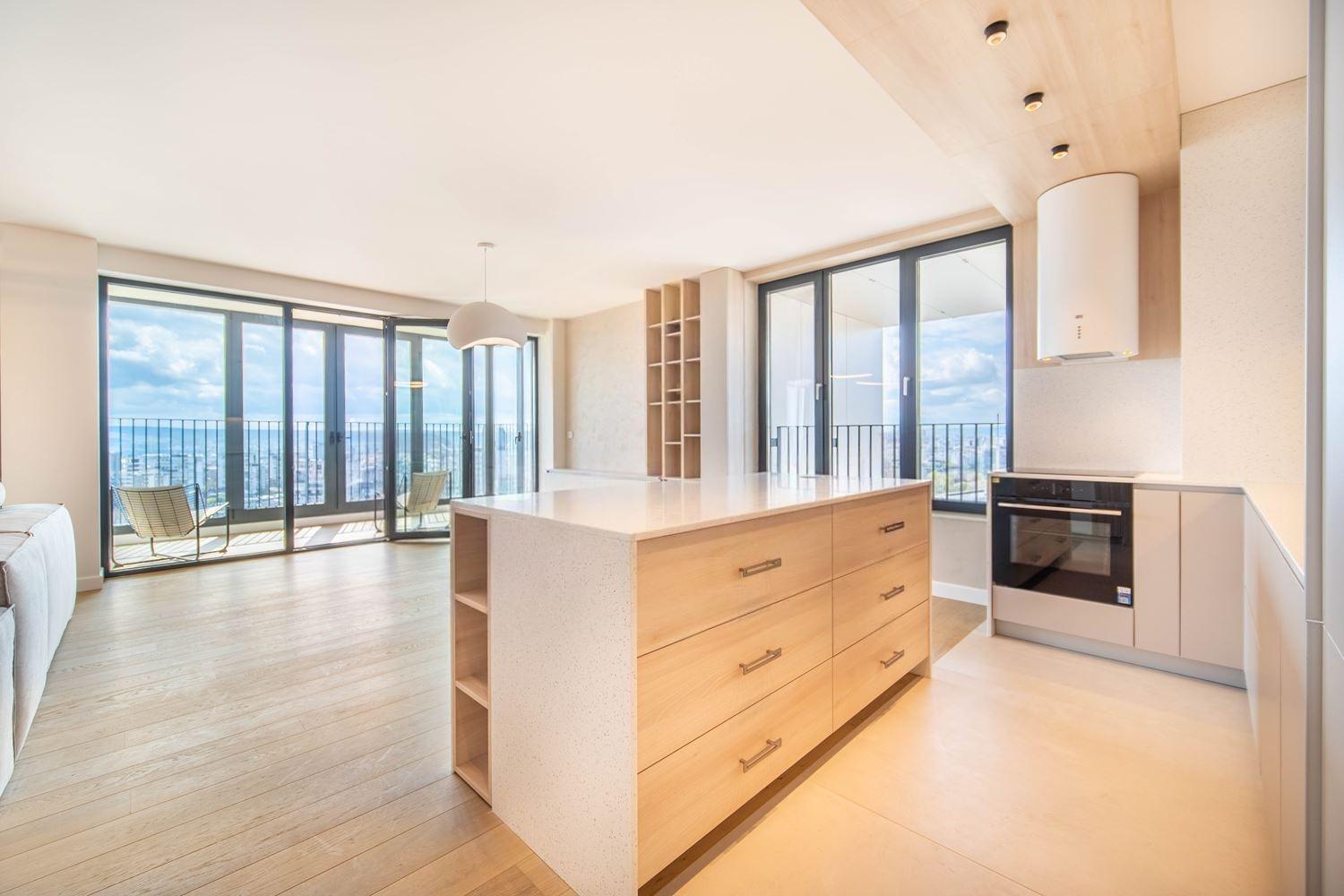 Apartments For Sale 4-Room, Varna, Chayka