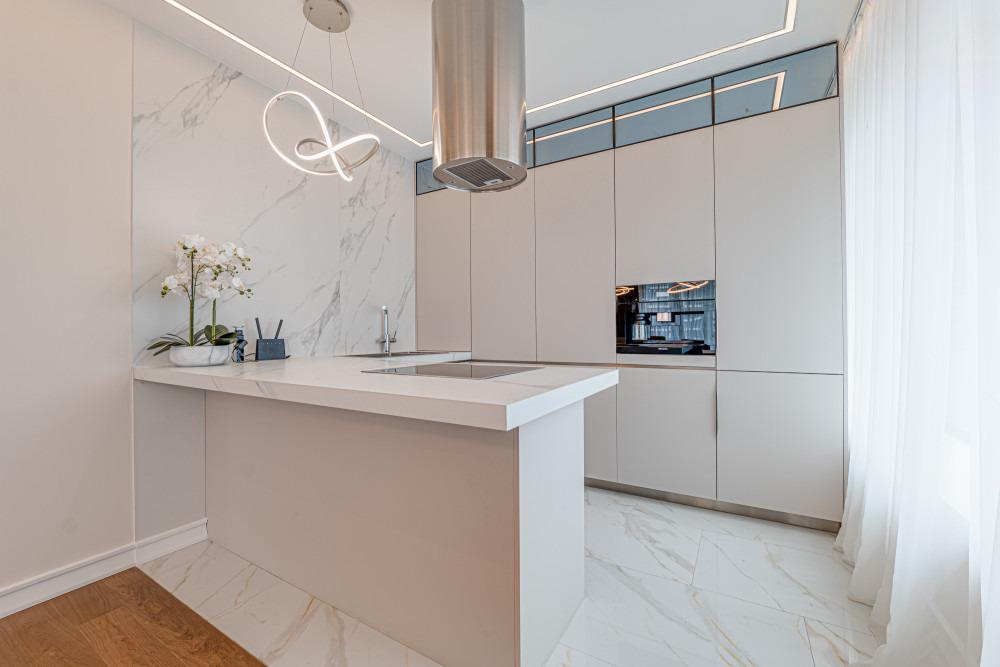 Apartments For Sale 3-Room, Sofia, Manastirski Livadi