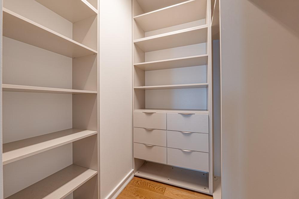 Apartments For Sale 3-Room, Sofia, Manastirski Livadi