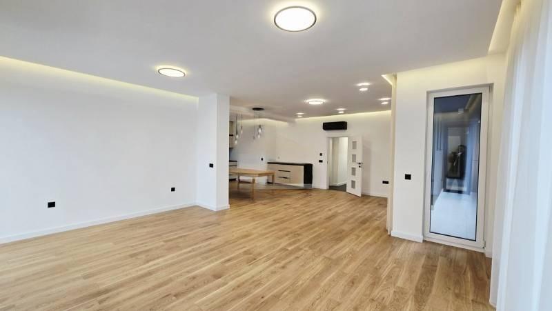 Apartments For Sale 4-Room, Sofia, Krastova Vada
