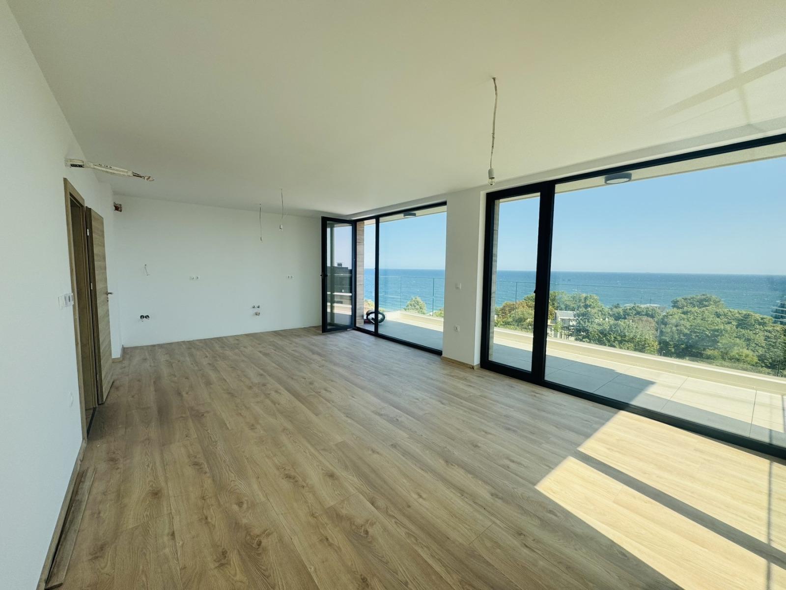 Apartments For Sale 3-Room, Varna, SS. Konstantin and Elena Resort