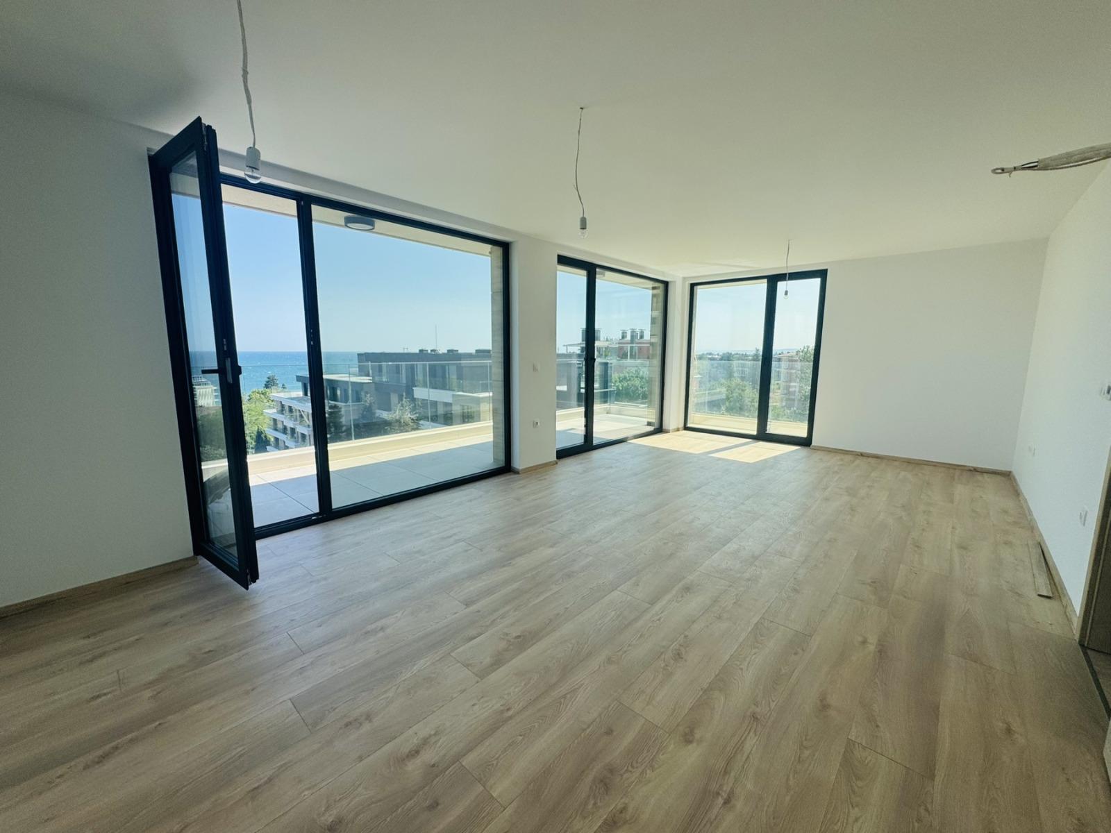 Apartments For Sale 3-Room, Varna, SS. Konstantin and Elena Resort