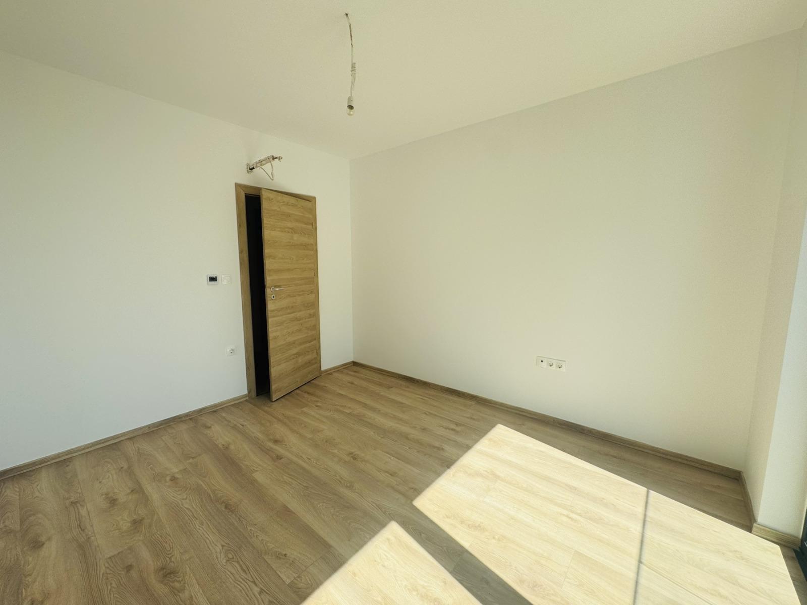 Apartments For Sale 3-Room, Varna, SS. Konstantin and Elena Resort