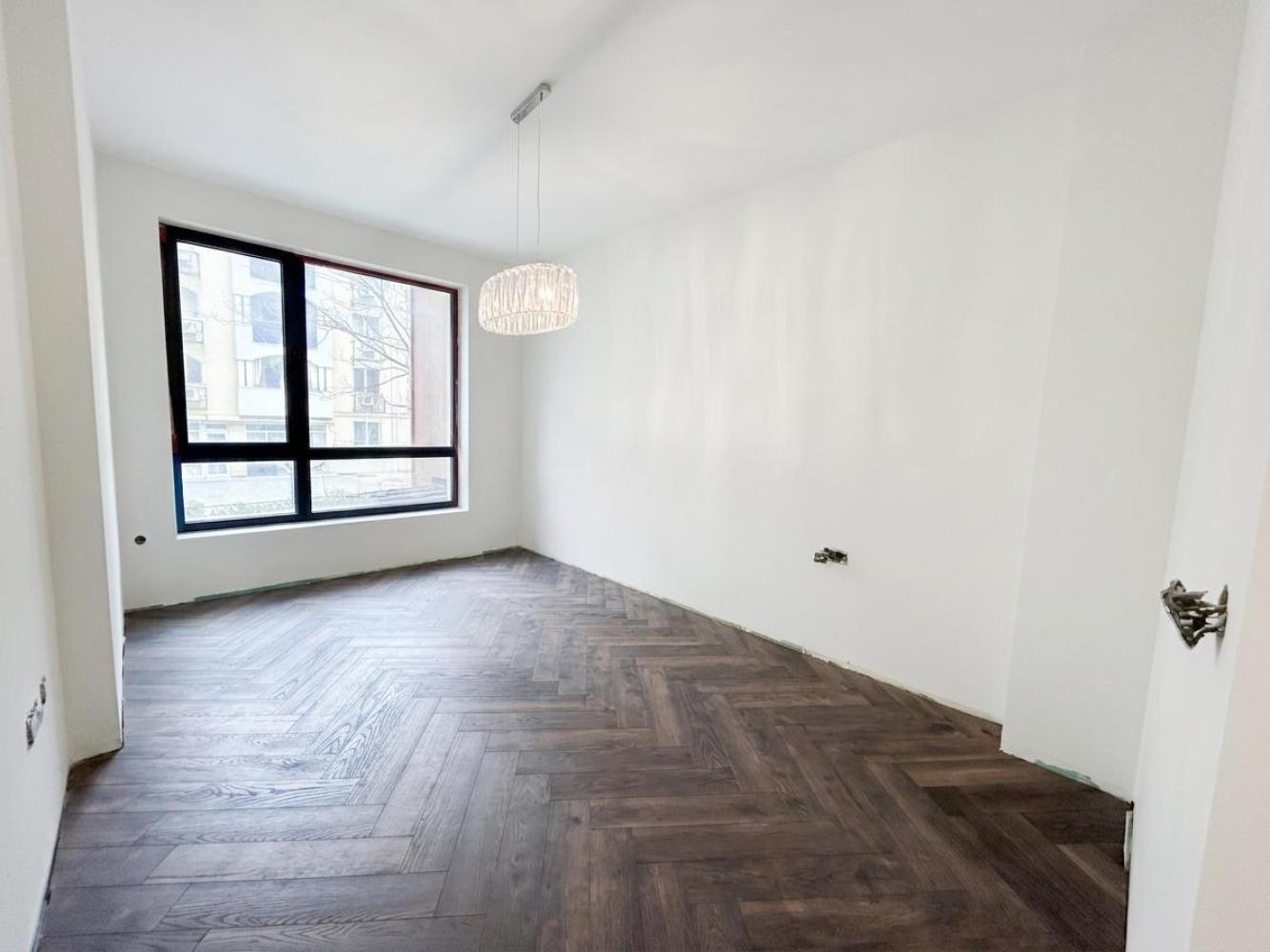Apartments For Sale 4-Room, Varna, SS. Konstantin and Elena Resort