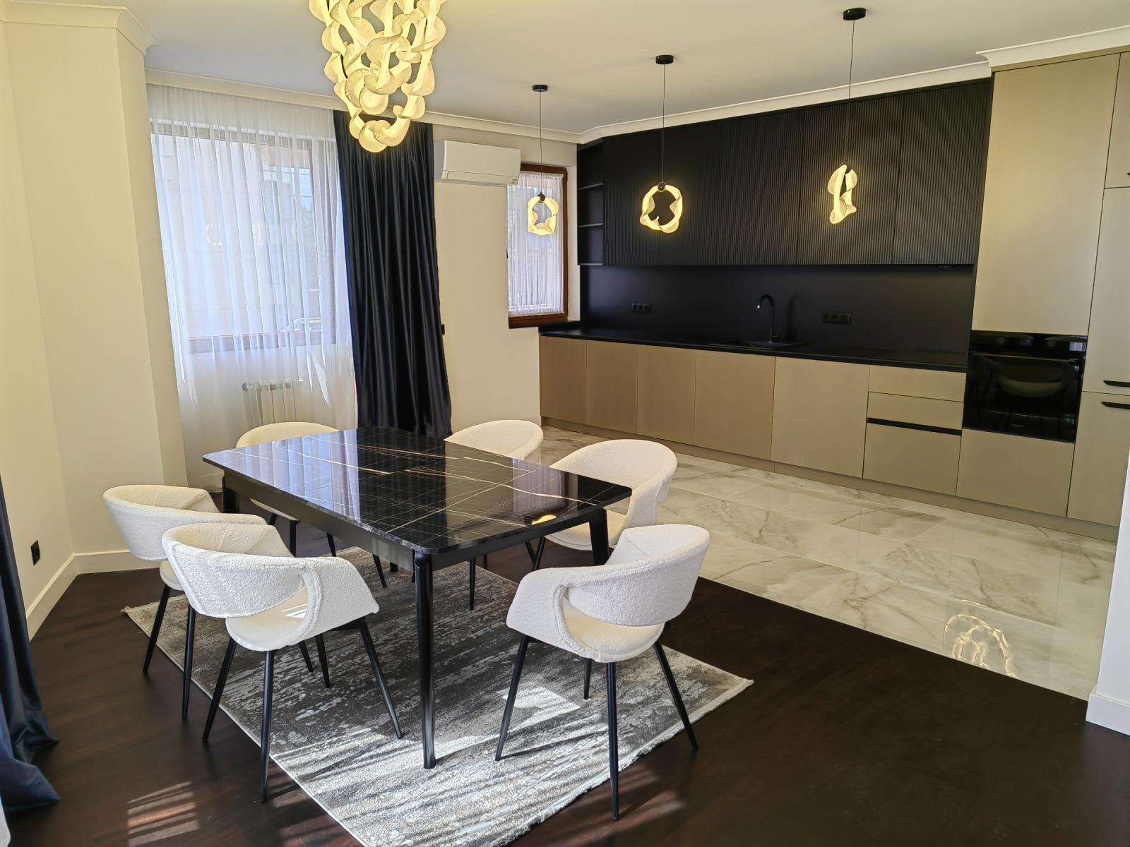 Apartments For Sale 4-Room, Sofia, Iztok