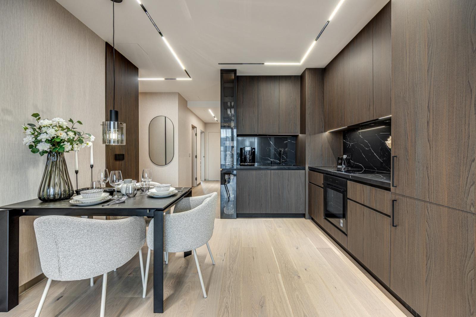 Apartments For Sale 3-Room, Sofia, Manastirski Livadi