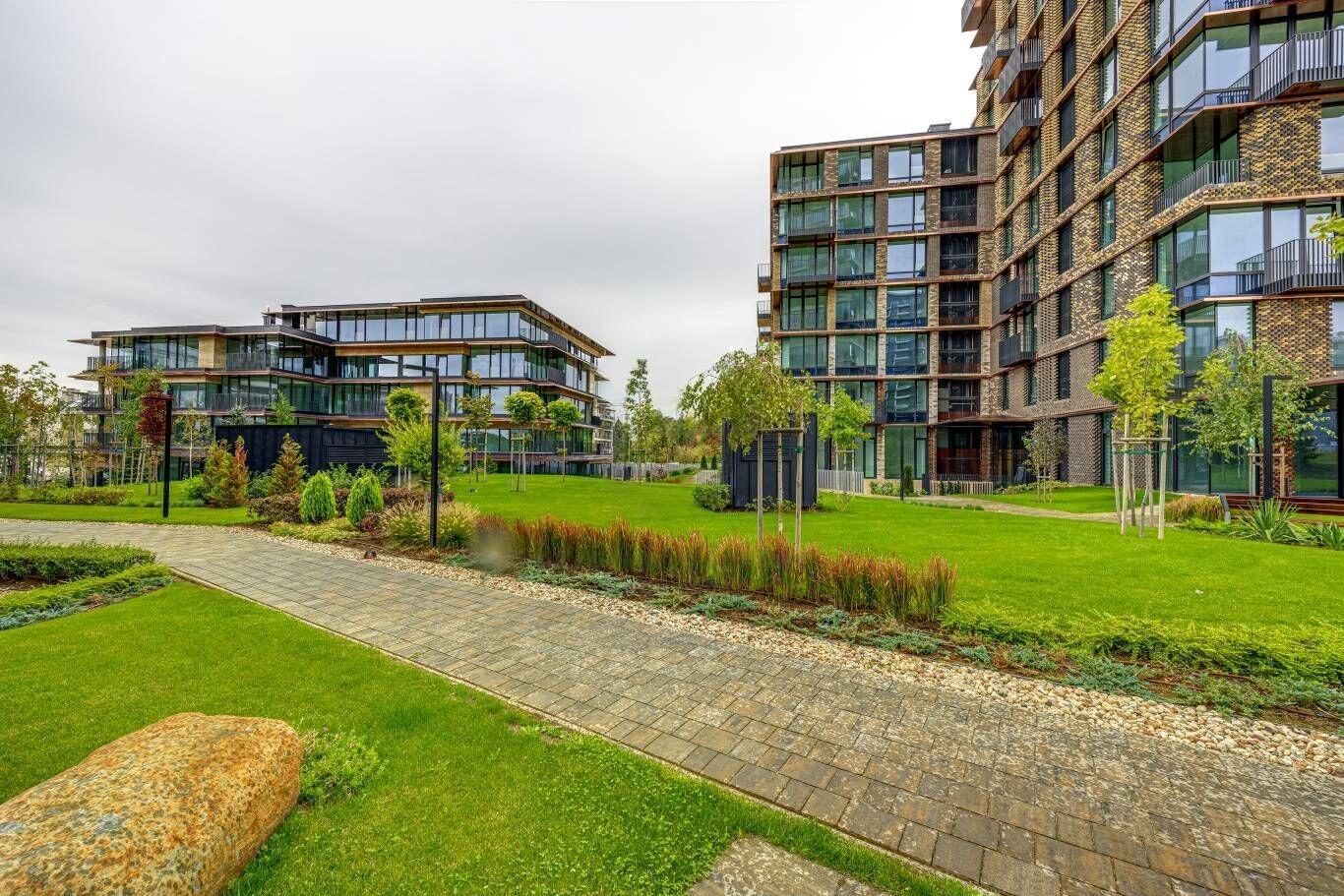 Apartments For Sale 4-Room, Sofia, Manastirski Livadi