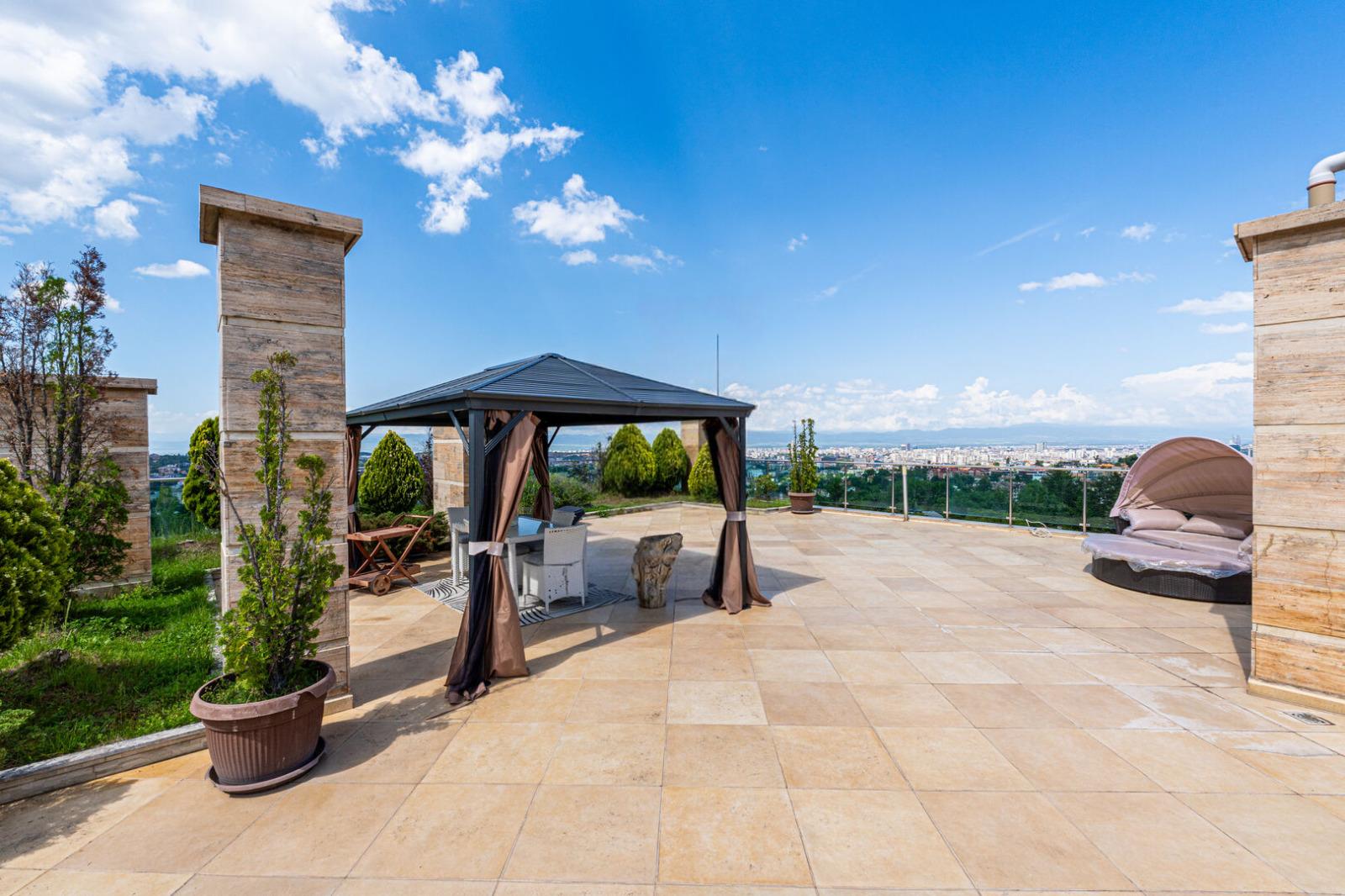 Apartments For Sale 4-Room, Sofia, Boyana