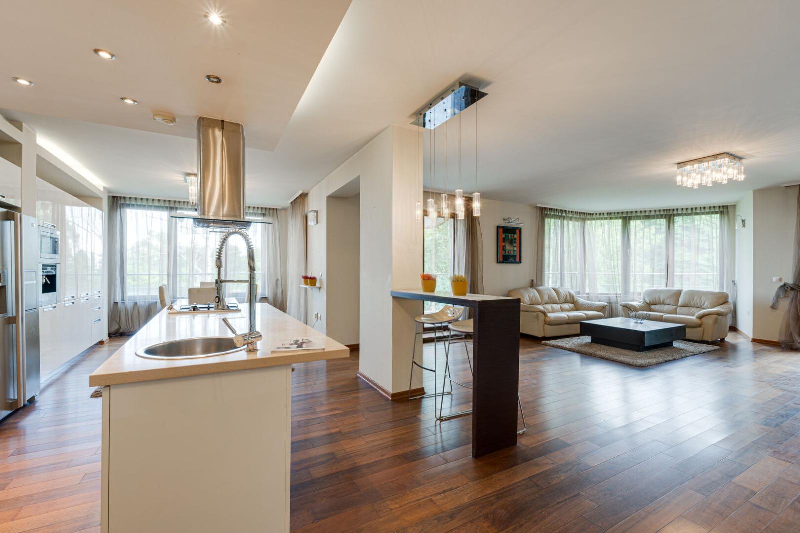 Apartments For Sale 4-Room, Sofia, Boyana