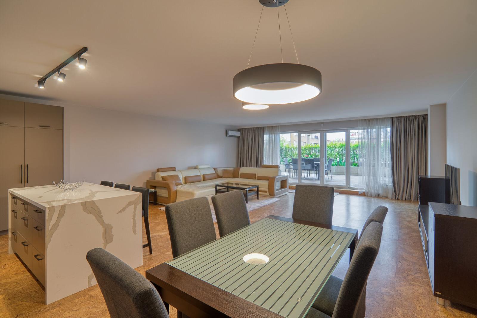 Apartments For Sale 4-Room, Sofia, Geo Milev