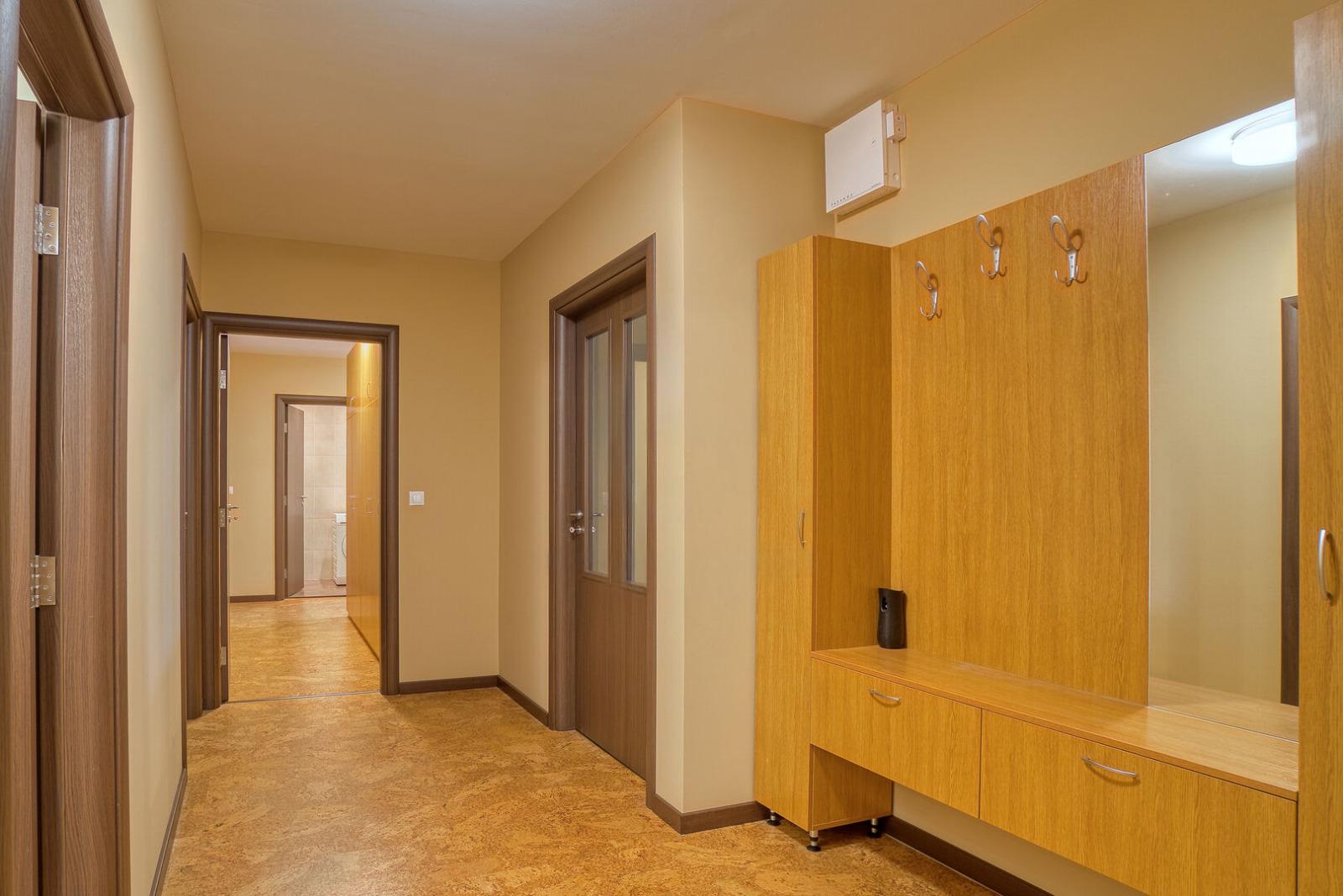 Apartments For Sale 4-Room, Sofia, Geo Milev