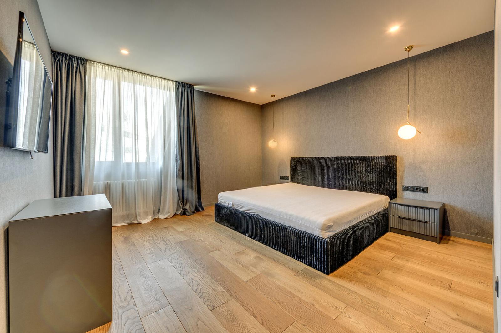 Apartments For Sale 3-Room, Sofia, Manastirski Livadi