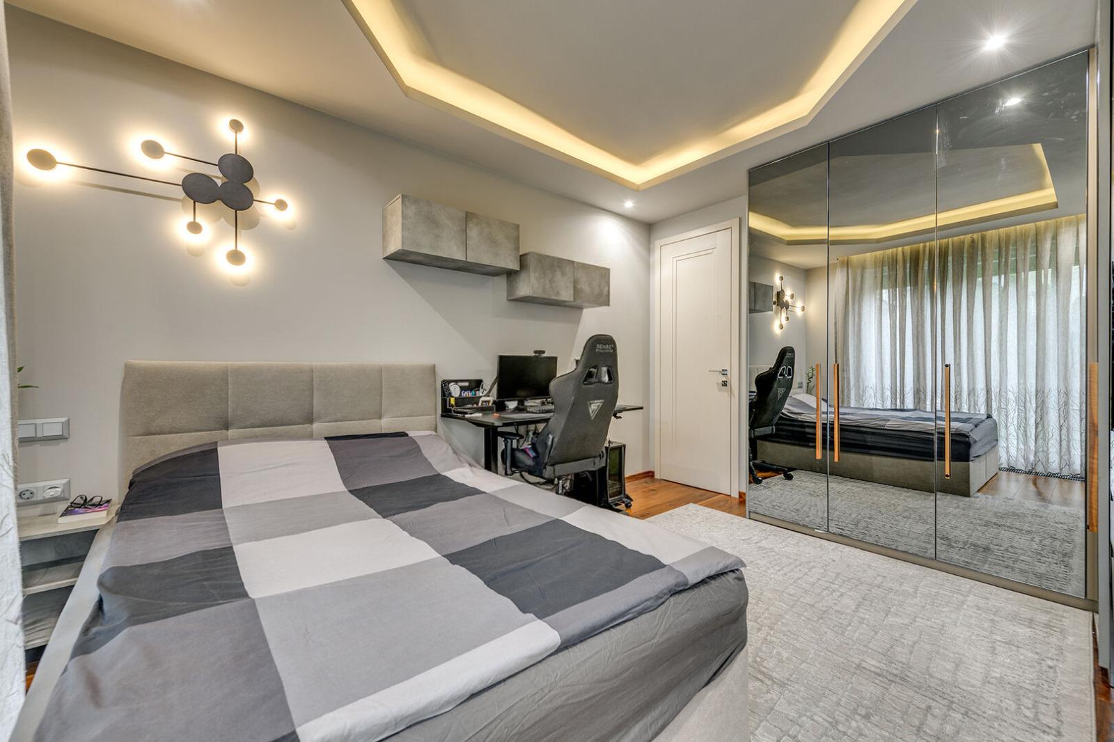 Apartments For Sale 3-Room, Sofia, Manastirski Livadi