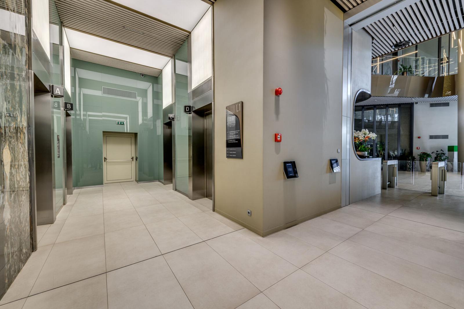 Apartments For Sale 3-Room, Sofia, Dianabad
