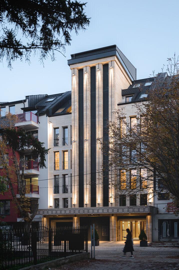 Apartments For Sale 3-Room, Sofia, Center