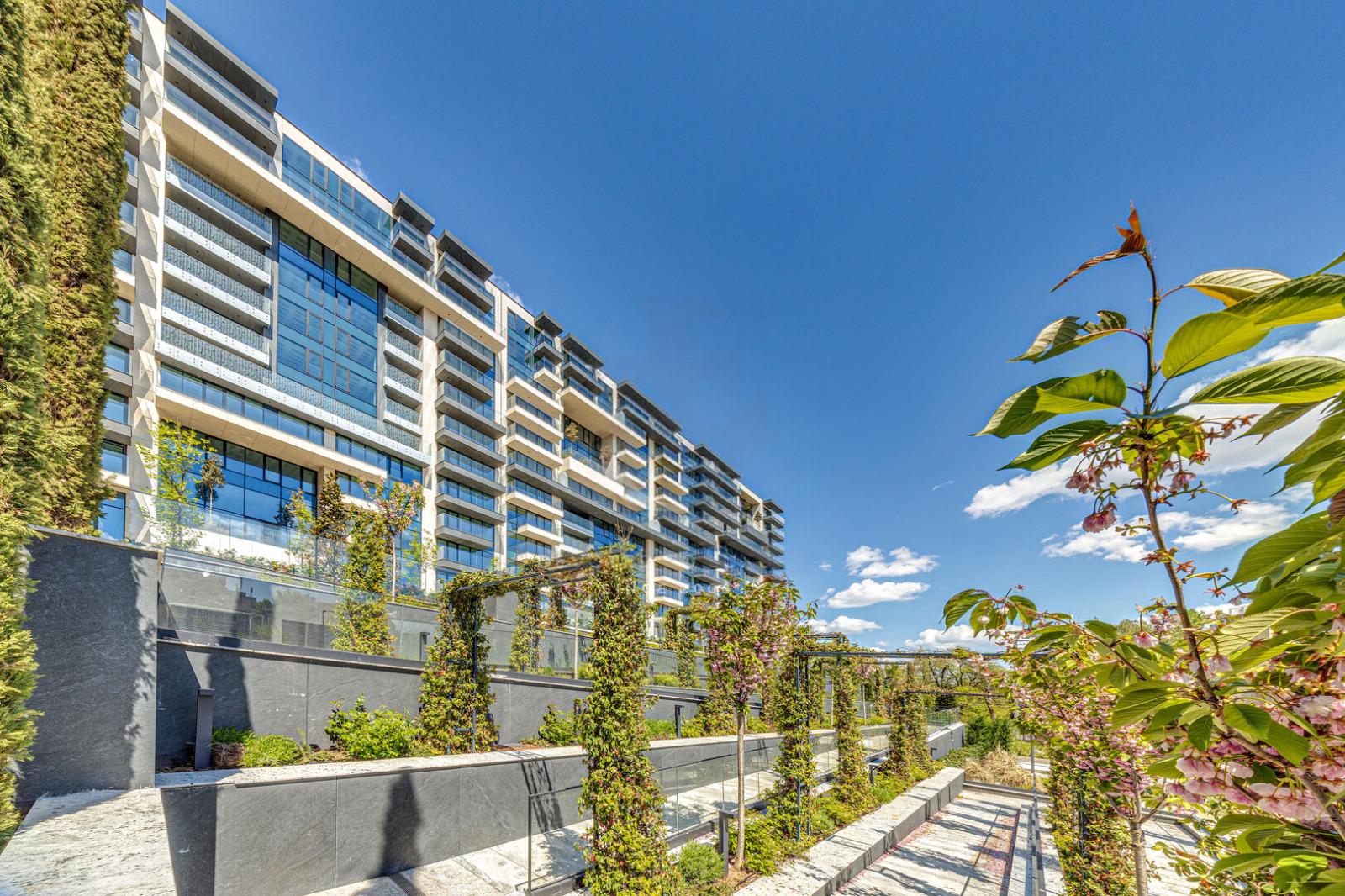 Apartments For Sale 4-Room, Sofia, Oborishte