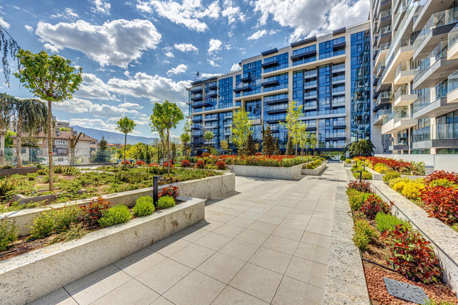 Apartments For Sale 4-Room, Sofia, Oborishte