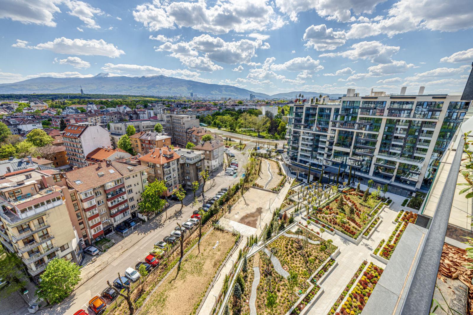 Apartments For Sale 4-Room, Sofia, Oborishte