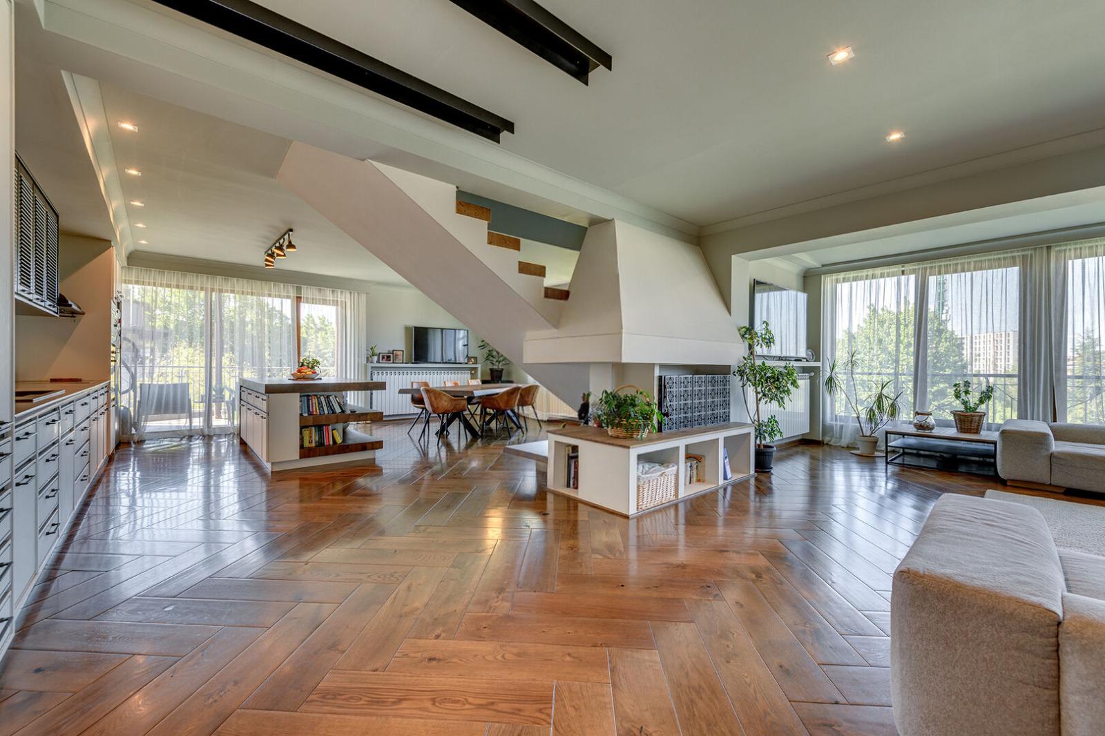 Apartments For Sale 4-Room, Sofia, Vitosha