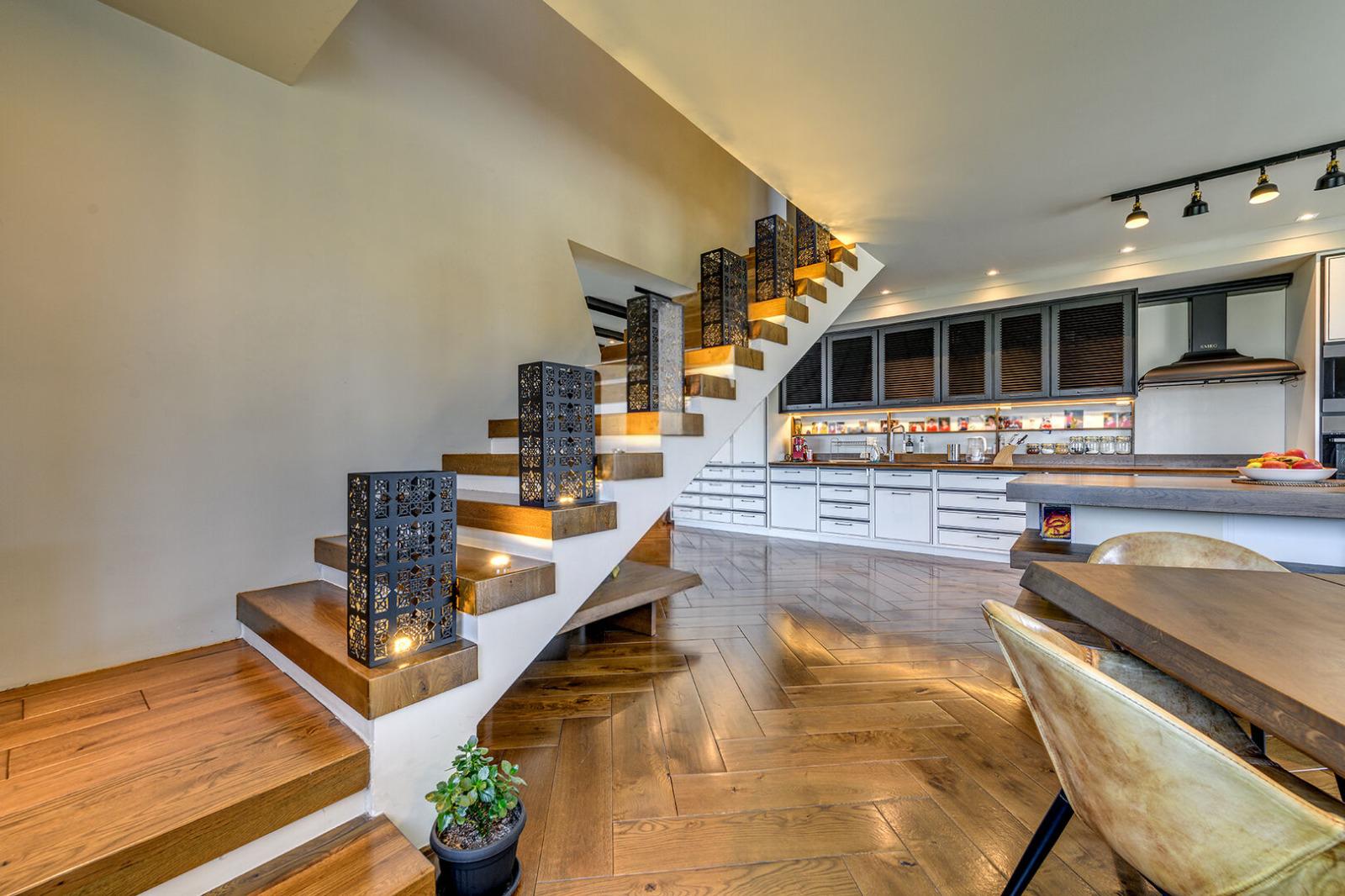 Apartments For Sale 4-Room, Sofia, Vitosha