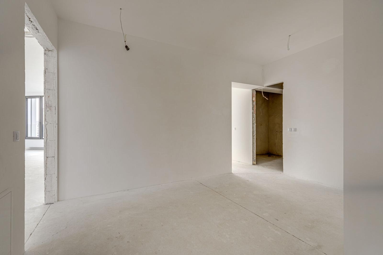 Apartments For Sale 4-Room, Sofia, Izgrev