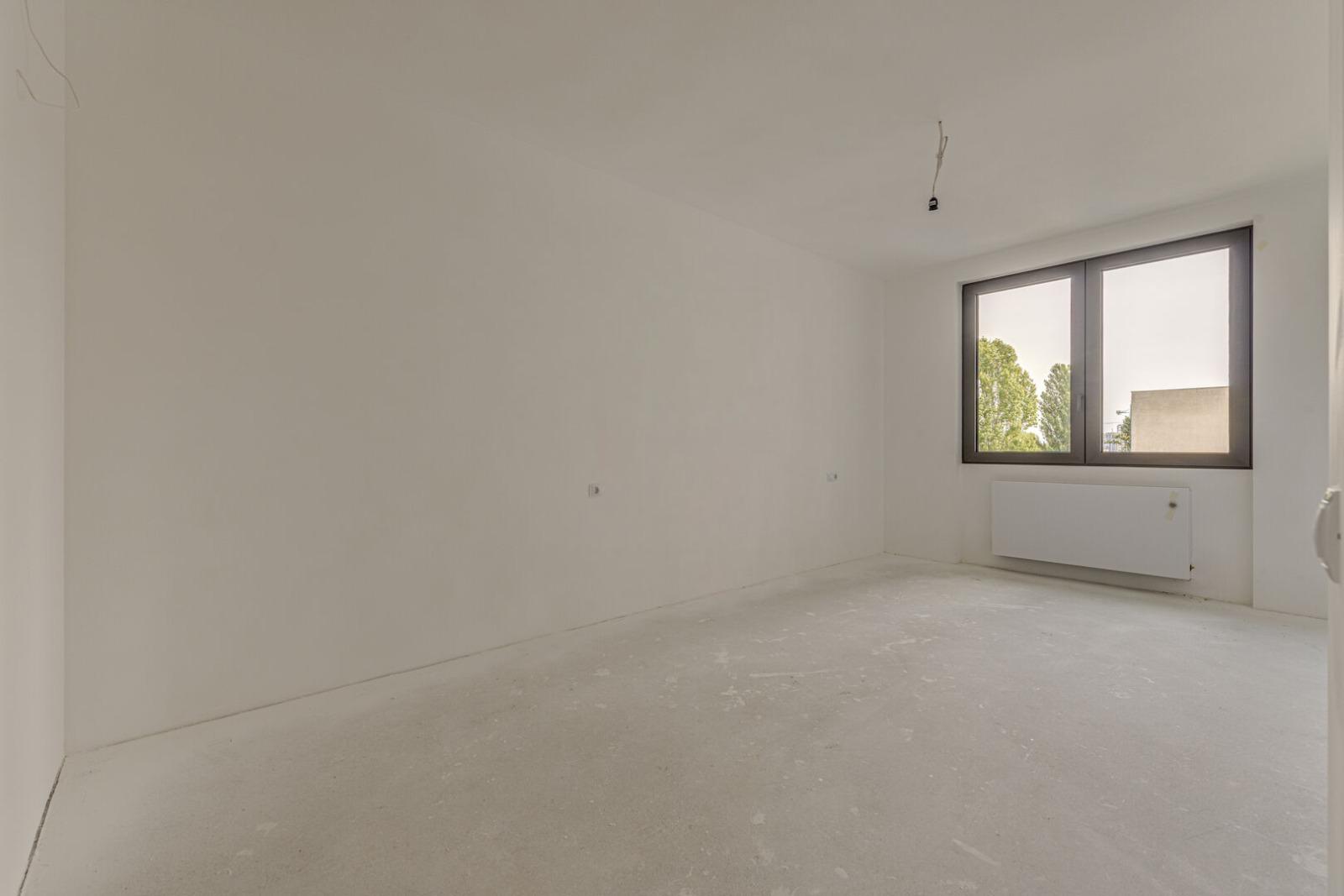 Apartments For Sale 4-Room, Sofia, Izgrev