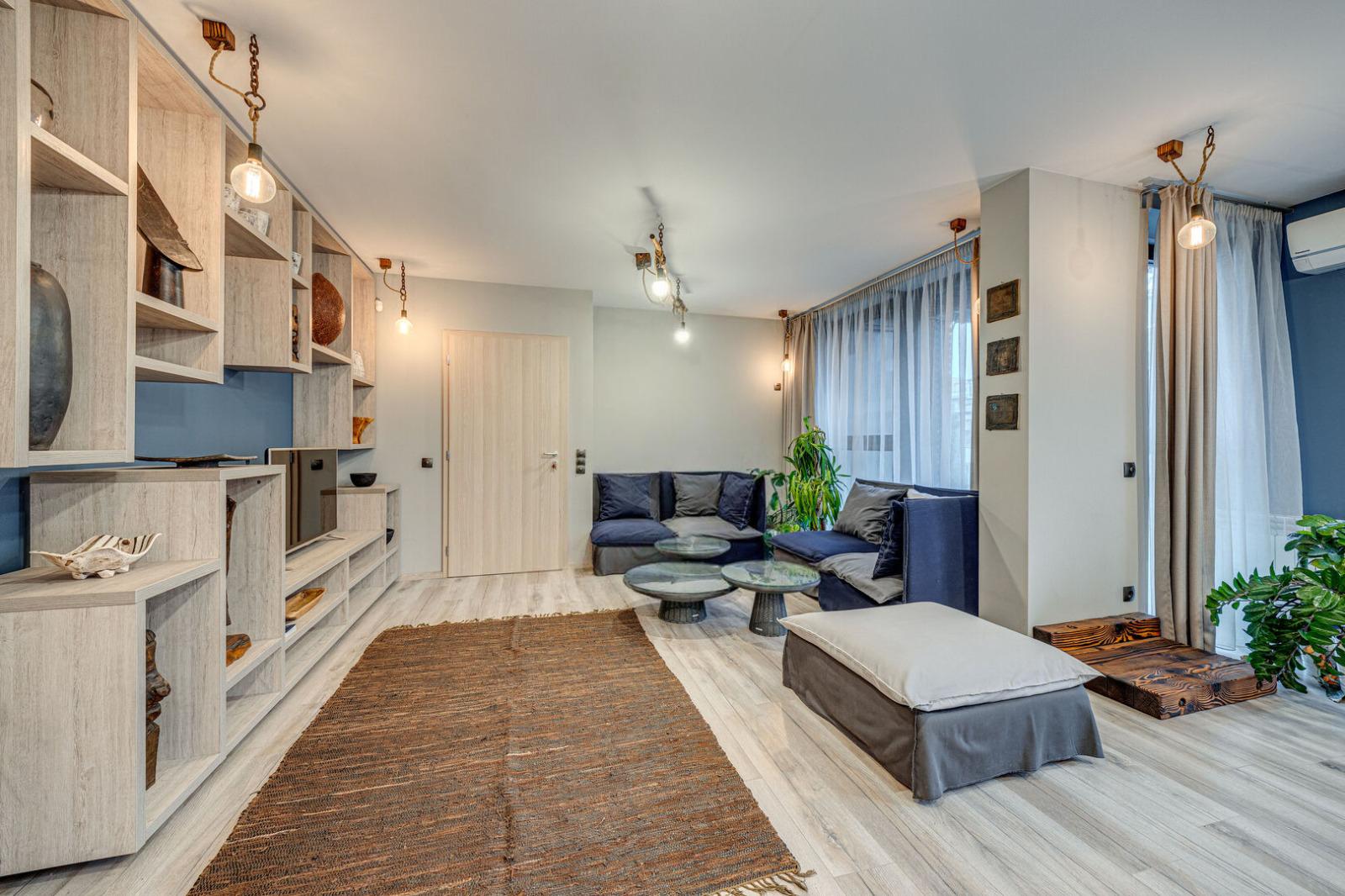 Apartments For Sale 3-Room, Sofia, Lozenets