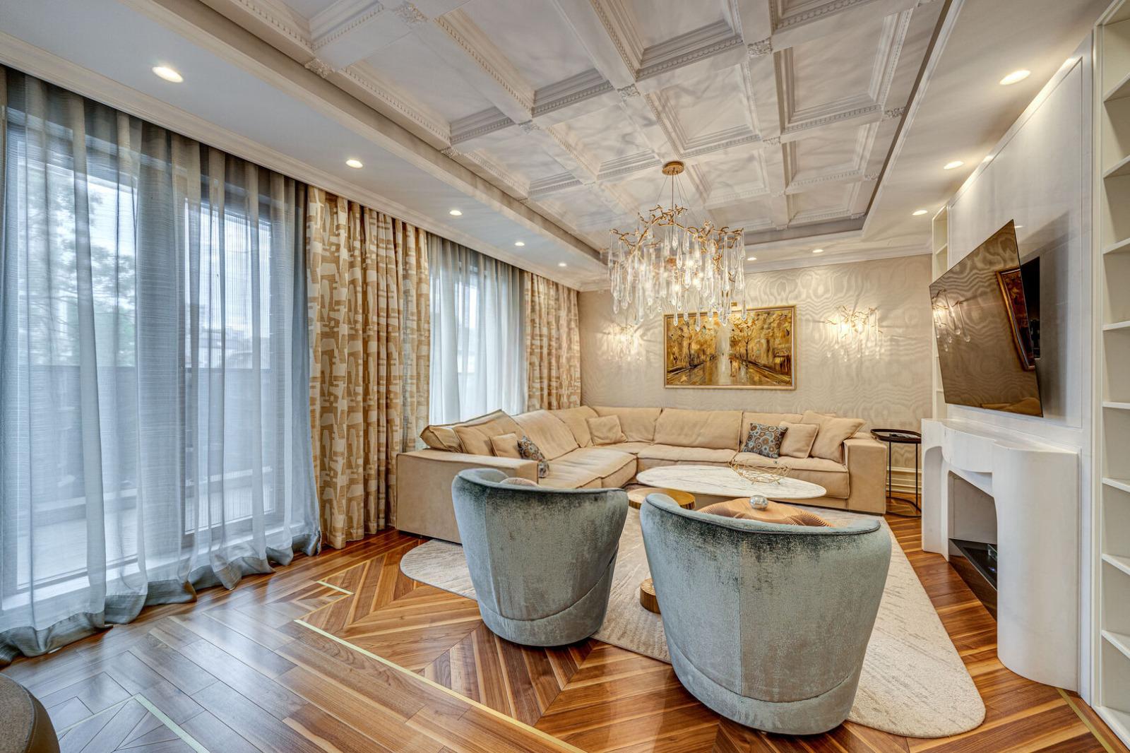 Apartments For Sale 4-Room, Sofia, Iztok