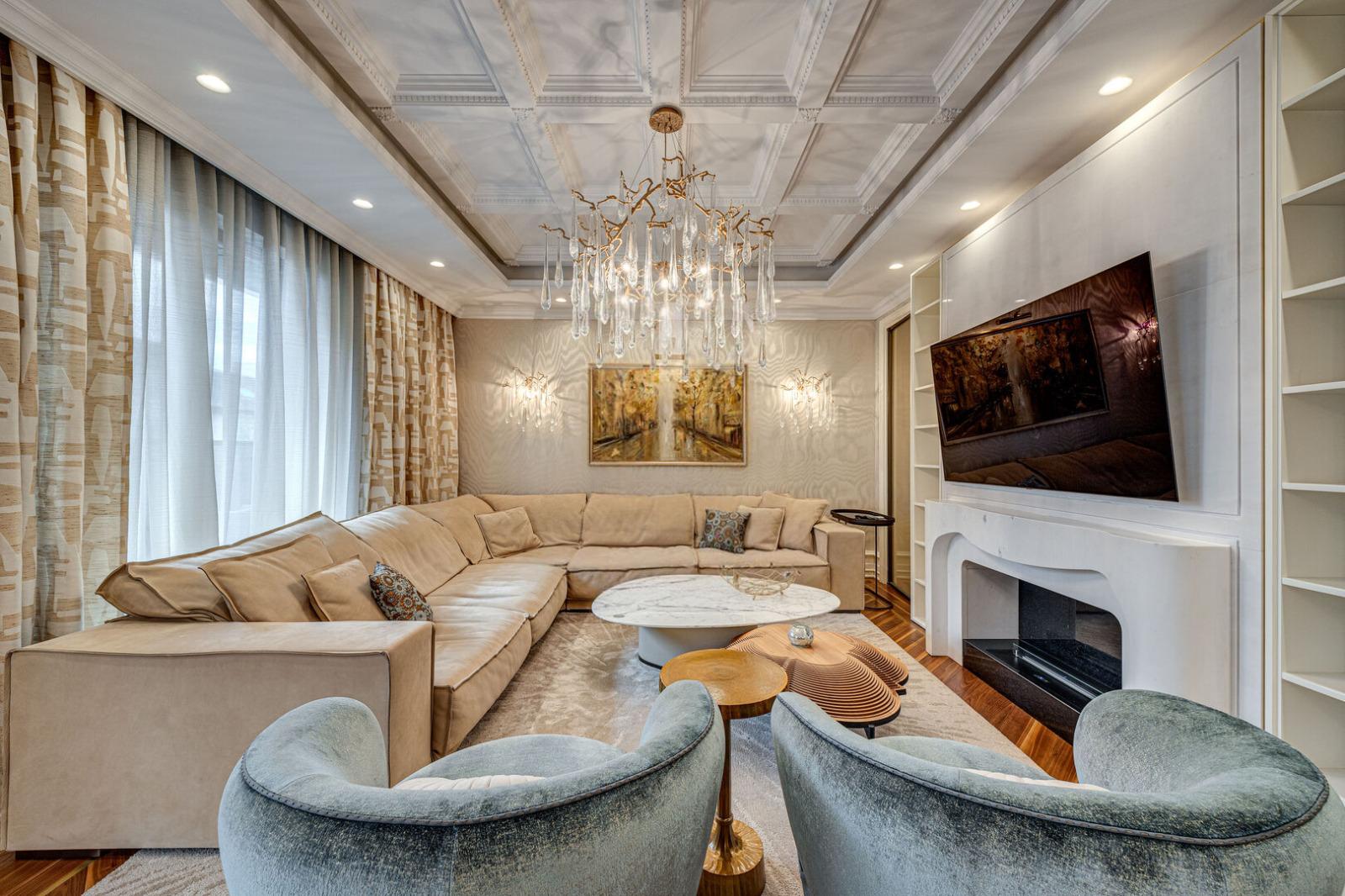Apartments For Sale 4-Room, Sofia, Iztok