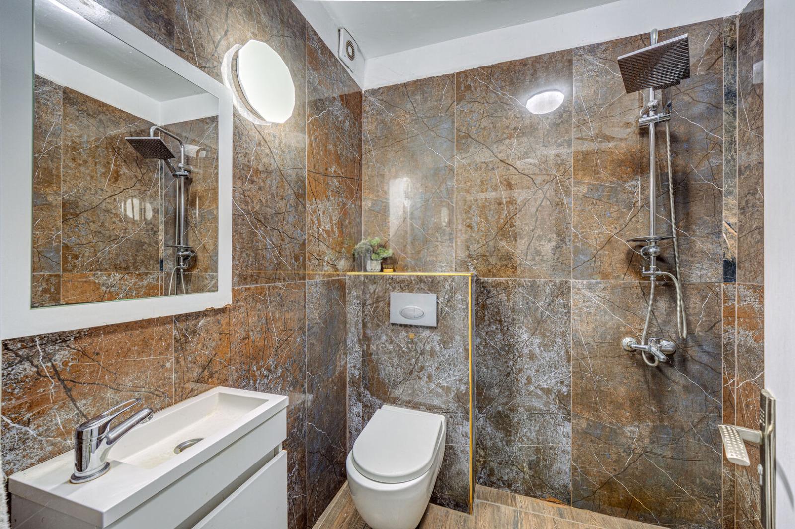 Apartments For Sale 3-Room, Sofia, Manastirski Livadi