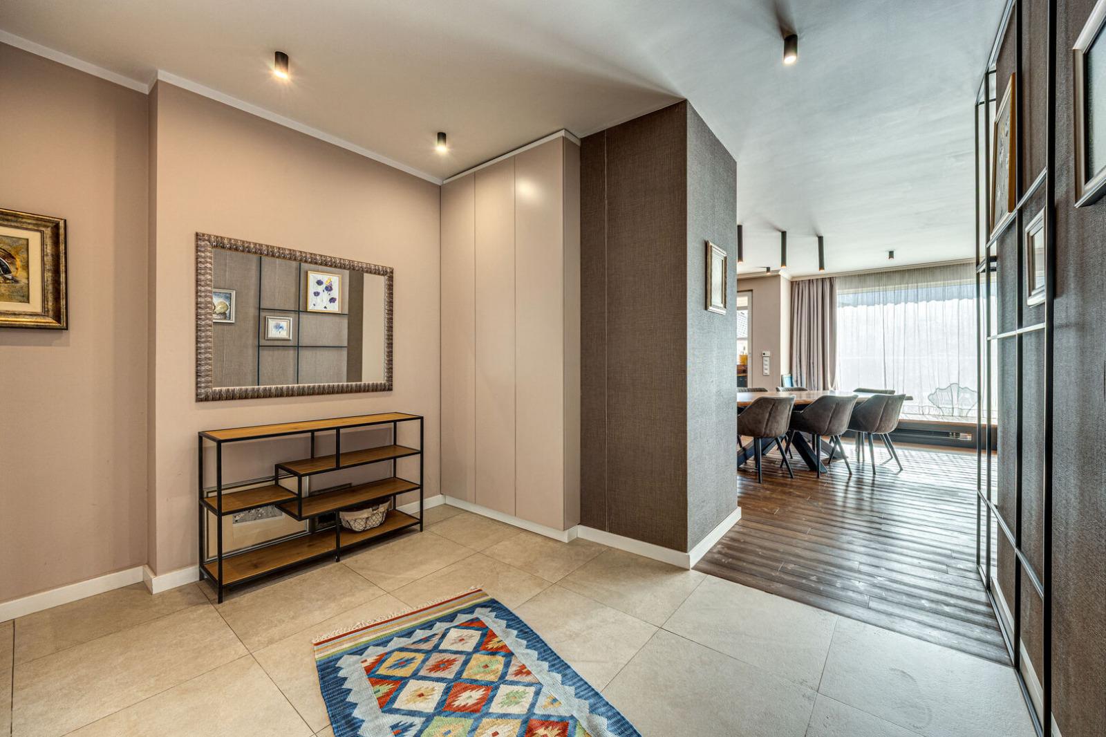 Apartments For Sale Multi-Room, Sofia, Manastirski Livadi