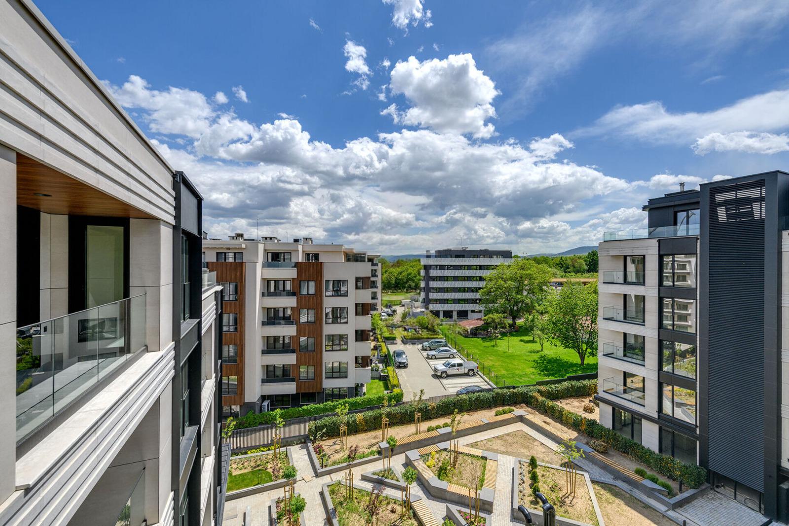 Apartments For Sale 3-Room, Sofia, Krastova Vada