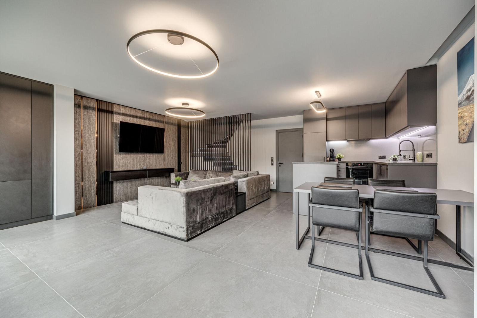 Apartments For Sale 3-Room, Sofia, Iztok