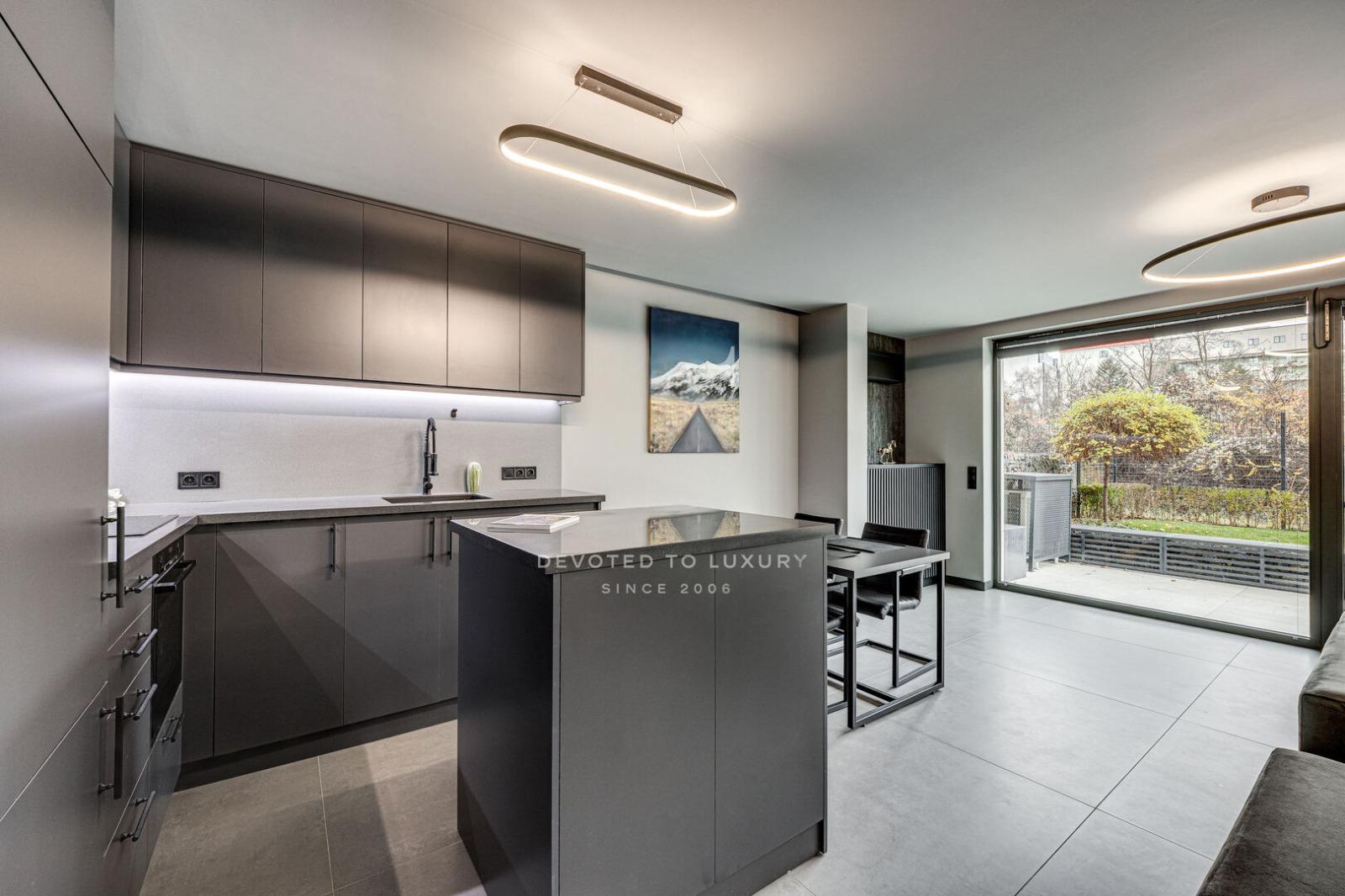 Apartments For Sale 3-Room, Sofia, Iztok